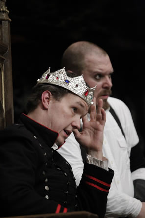 John Harrell as Edward wearing the crown with Ben Curns as Richard by his side