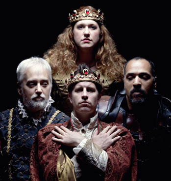 The characters are arranged in a diamond, all dressed in renaissance costumes, the king in red cloak and jewelled crown at the front with his hands crossed, York to the left with blue patterned jacked, gold trim and lace collar, Richard to the right in red and black armor, Magarat above in a gold dress and crown matching Henry's