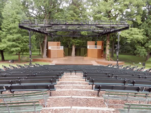 Photo of the Kentucky Shakespeare Festival stage