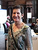 Sarah, gorgeous as ever, stands in the middle of the Folger's Great Hall. Her "brain" is a red Washington Nationals purse hanging over her shoulder down to her waist.